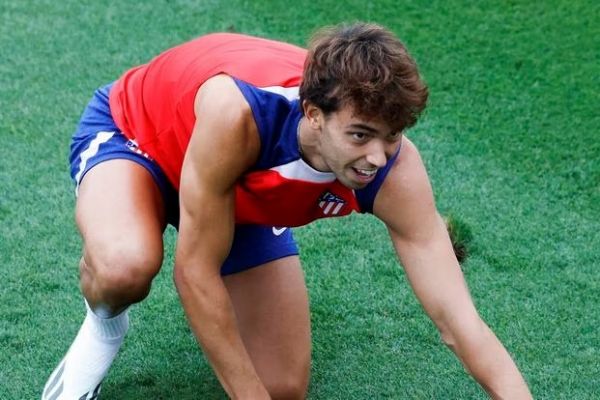  رقیب جدید بارسلونا برای خرید مهاجم پرتغالی