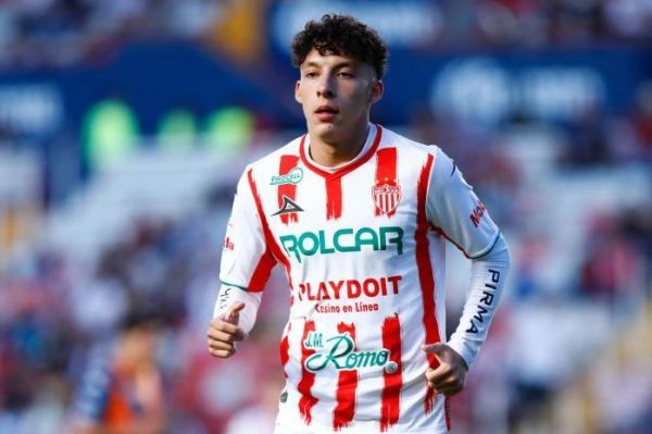  بارسلونا در آستانه خرید پدیده مکزیکی