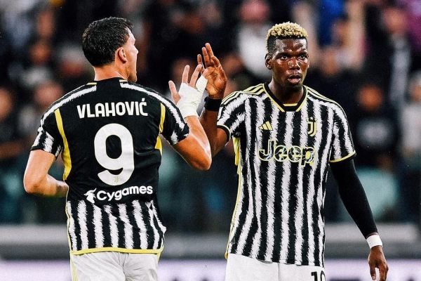  توقف بانوی پیر در روز بازگشت پوگبا