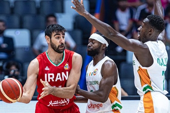 جام جهانی بسکتبال انتقاد ملی پوش بسکتبال از رفتارهای آخر بازی مقابل ساحل عاج