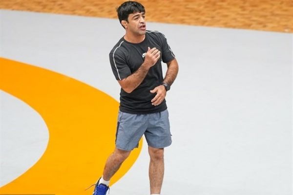 مشکل شغل سرمربی تیم کشتی فرنگی جوانان حل شد