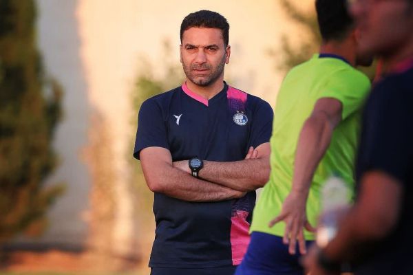  کیانوش رحمتی  آقای پورموسوی پنالتی استقلال را ندیدید