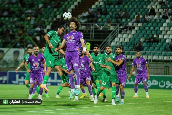  گزارش تصویری اختصاصی  دیدار تیمهای ذوب آهن و هوادار