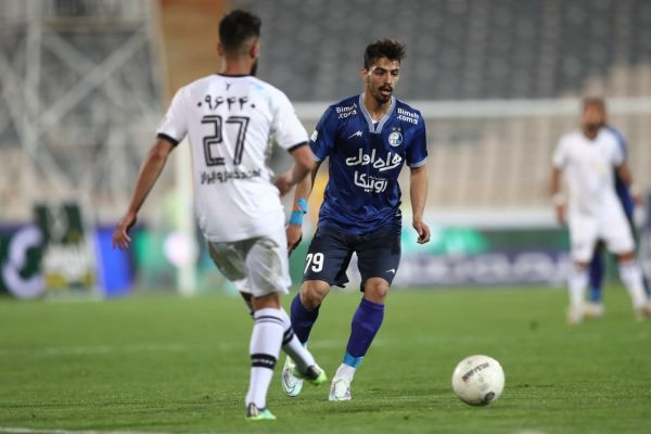 بازیکن استقلال شاگرد ربیعی میشود