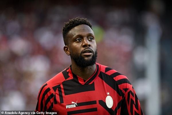  مهاجم سابق لیورپول در راه بازگشت به لیگ برتر