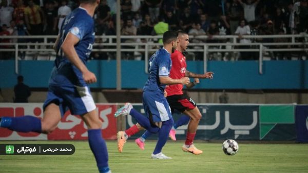  هت تریک ریکی و گوستاوو برای خوشحالی تراکتوری‌ها