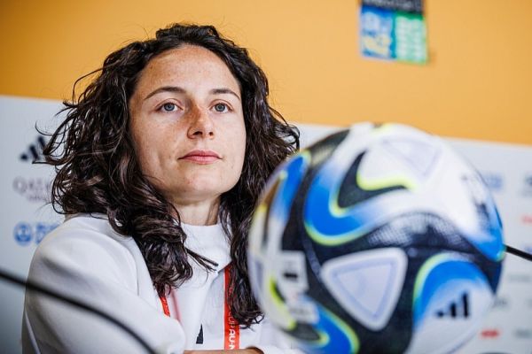 گاف فدراسیون اسپانیا به جای کاپیتان رئال مادرید از خواهر ایکاردی تقدیر شد