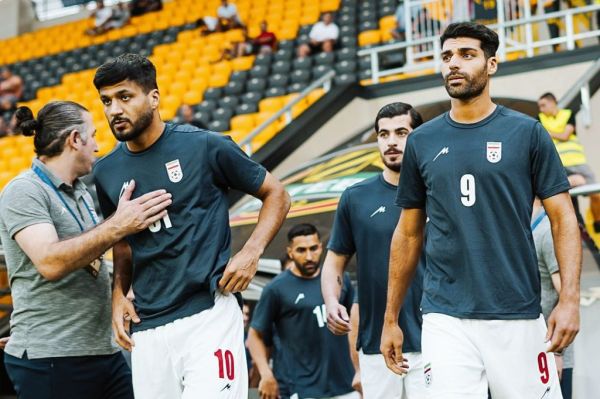 اعتقاد عجیب قلعه نویی به لژیونرها