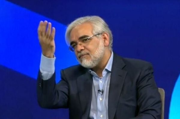  جوابیه قربان‌زاده در پاسخ به اظهارات کریمی  فتح‌الله‌زاده در مقابل او ابوعلی سینا است