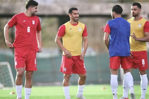 گزارش تمرین تیم ملی شایعه مصدومیت ملیپوش پرسپولیس و نظارت قلعهنویی روی کار دروازهبانها