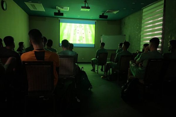 آنالیز فنی آنگولا در نشست ملیپوشان فوتبال