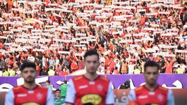 درخواست پرسپولیس به نتیجه نرسید؛ محرومیت تماشاگران را بردارید، پولش را میدهیم