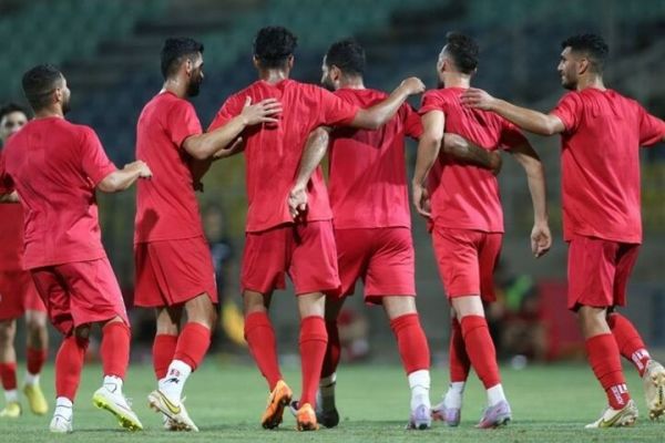  درویش  ارتباط بازیکنان پرسپولیس با هوادار متمول ساکن دوبی  به باشگاه مربوط نیست