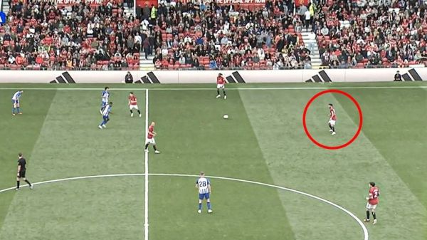 عکس؛ برونو فرناندز در نقش مدافع وسط منچستر یونایتد