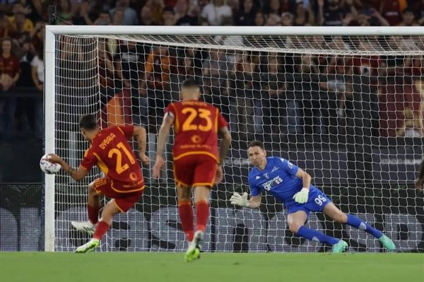  رُم در اولین بازی آزمون به پیروزی رسید