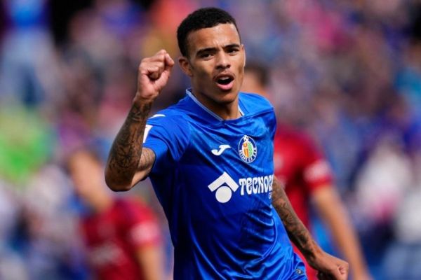 استقبال از ستاره سابق منچستر یونایتد در لالیگا با آرزوی مرگ او