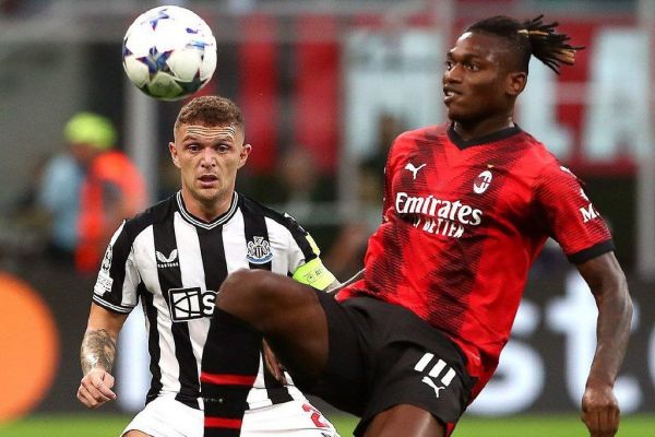  تساوی میلان و نیوکاسل در  اولین بازی گروه مرگ لیگ قهرمانان