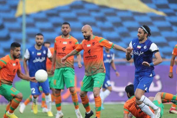 افتتاح ورزشگاه جدید مس رفسنجان در دیدار با استقلال عکس