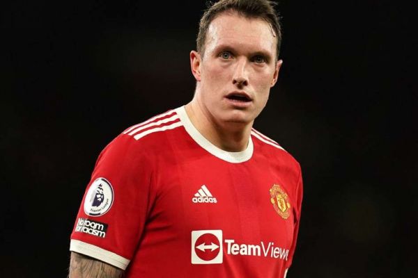 مدافع سابق منچستر یونایتد، سرمربی میشود