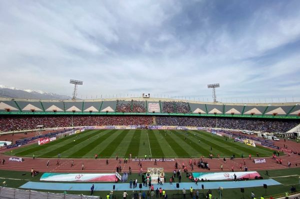 حضور 50 هزار تماشاگر در دیدار نساجی و الهلال در ورزشگاه آزادی