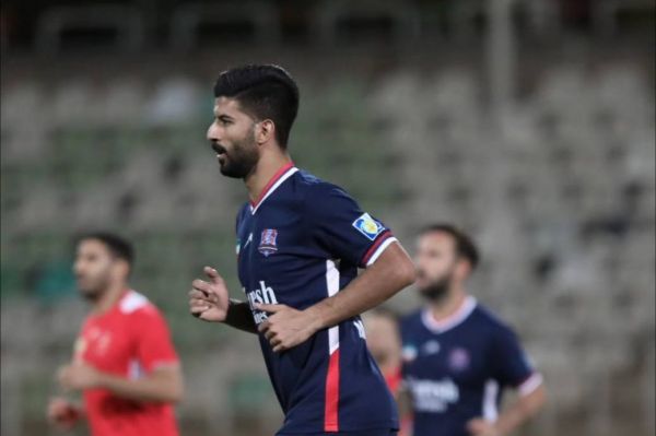 مهاجم عراقی نساجی با کفش CR7 برابر پرسپولیس عکس