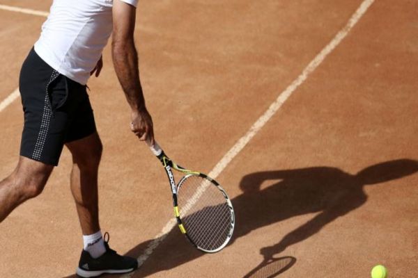 بازیهای آسیایی هانگژو یک داور ایرانی فینال تنیس را قضاوت میکند