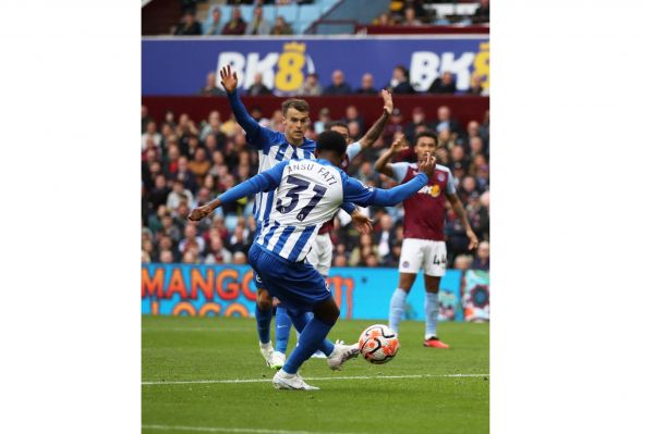  عکس؛ لحظه اول گل ستاره قرضی بارسلونا در برایتون