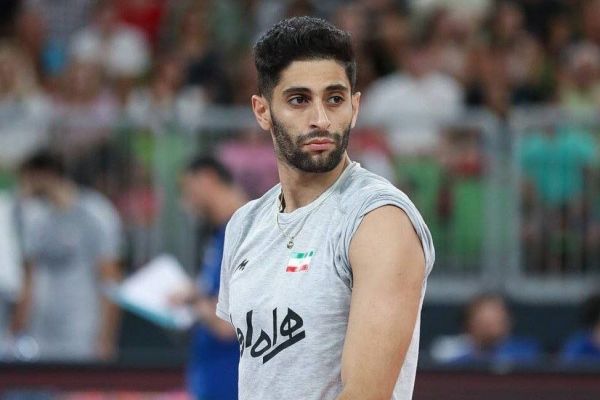  عبادی‌پور  می‌خواستم تجربه جدیدی در تیم اورال لوفا داشته باشم