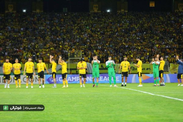  گزارش تصویری  لغو بازی سپاهان - الاتحاد