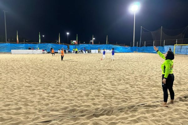 داماش گيلان پيروز ديدار حساس فوتبال ساحلى زنان