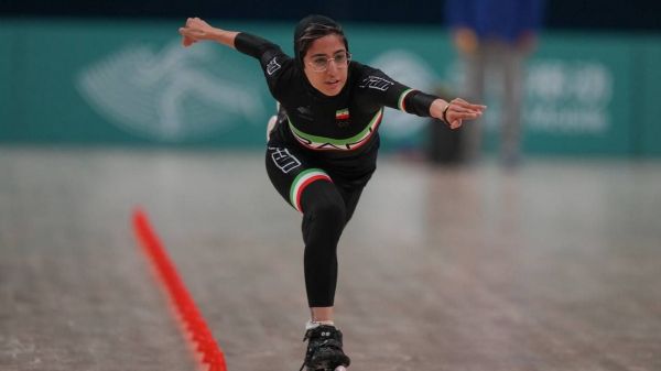 رومینا سالک رکورد جهانی اسکیت را شکست