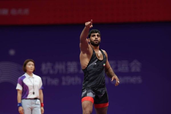 شروع نه چندان خوب و پایانِ خوش برای تیم رنگرز؛ پیرمرد یک مدال از هانگژو درآورد