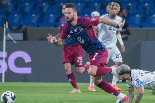 شکست الوحده مقابل بنی یاس نوراللهی یک نیمه بازی کرد