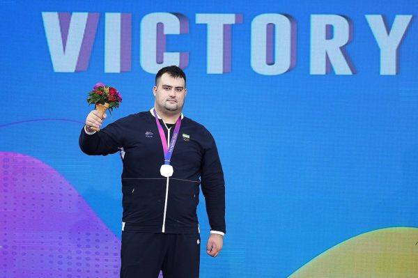 داوودی به لحاظ وزنهای از خودم راضی نیستم