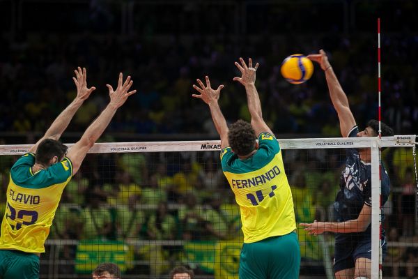 گزارش تصویری دیدار تیمهای ملی والیبال ایران و برزیل