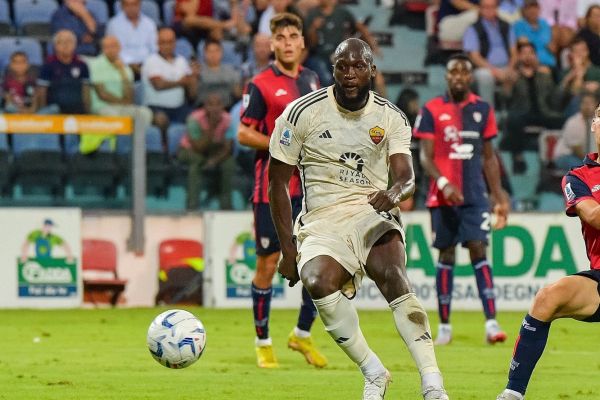  جالوروسی در روز نیمکت نشینی با برد به استقبال فیفا دی رفت