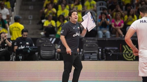 سرمربی تیم ملی والیبال شرمنده مردم شدیم ولی والیبال ایران آینده روشنی دارد