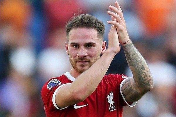  مک آلیستر از بازی در پست ۶ رضایت دارد