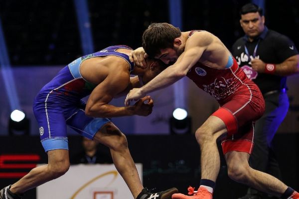  لیگ برتر کشتی آزاد و فرنگی از فردا آغاز می‌شود