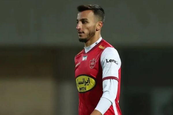  پرداخت هزینه‌های عمل مهاجم پرسپولیس توسط گل محمدی صحت ندارد