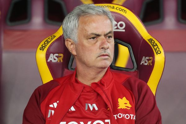 ادعای آقای خاص مبنی بر وجود آنتی مورینیزم در میان هواداران رم