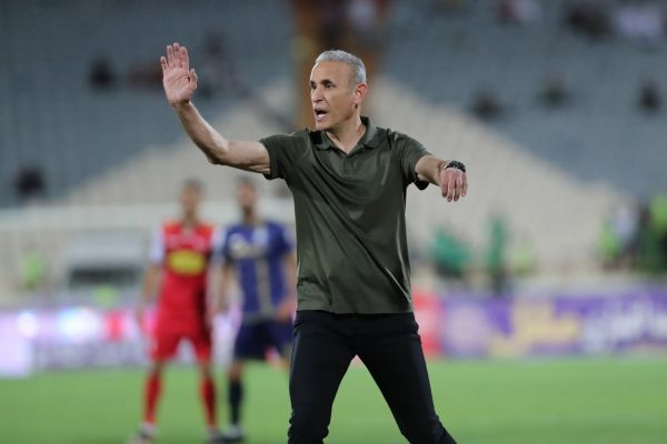 سفر سرمربی پرسپولیس به امارات