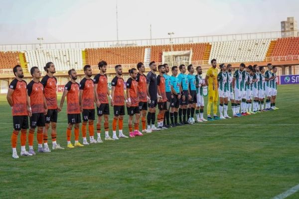 مدیرعامل اسبق پیکان در آستانه سرمربیگری مس کرمان