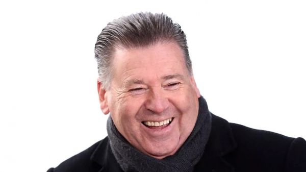 بازیکن انگلیسی در آستانه بازگشت به فوتبال در سن 62 سالگی