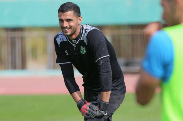 دروازهبان سابق پرسپولیس در آلومینیوم هم نیمکتنشین شد