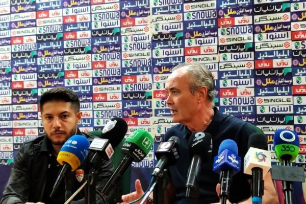 مارتینز تعطیلی لیگ به من کمک کرد بازیکنانم را بهتر بشناسم