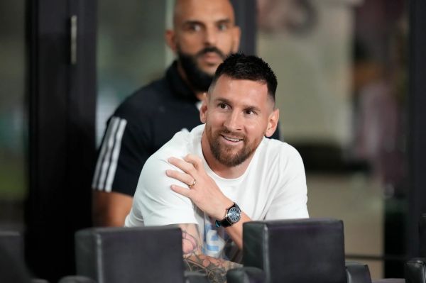  عکس؛ مسی تماشاگر بازی تشریفاتی اینتر میامی