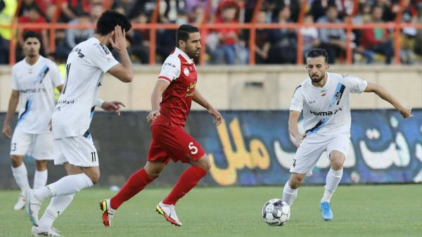 گزارش ویژه ده نکته از پیکان – پرسپولیس در قزوین؛ سه امتیاز با سه شهاب گل