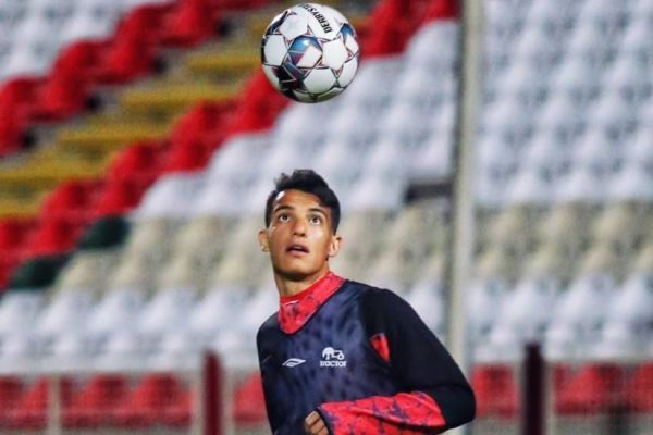 چالش حسینزاده در تراکتور؛ گلزنی کافی نیست