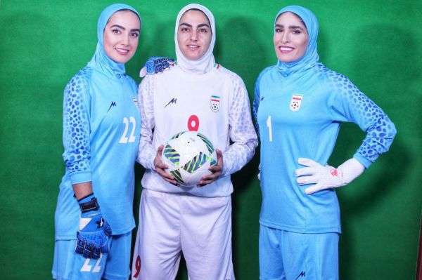  گزارش تصویری  فوتوشات‌ هایی از بازیکنان تیم ملی فوتبال بانوان
